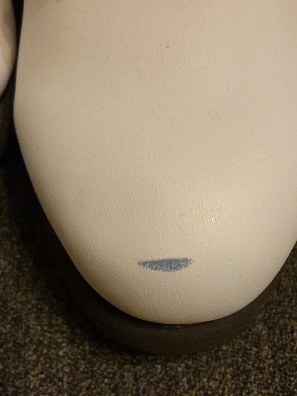FootJoy White Leather Golf Oxfords with Cream Kiltie - Picture 2 of 9
